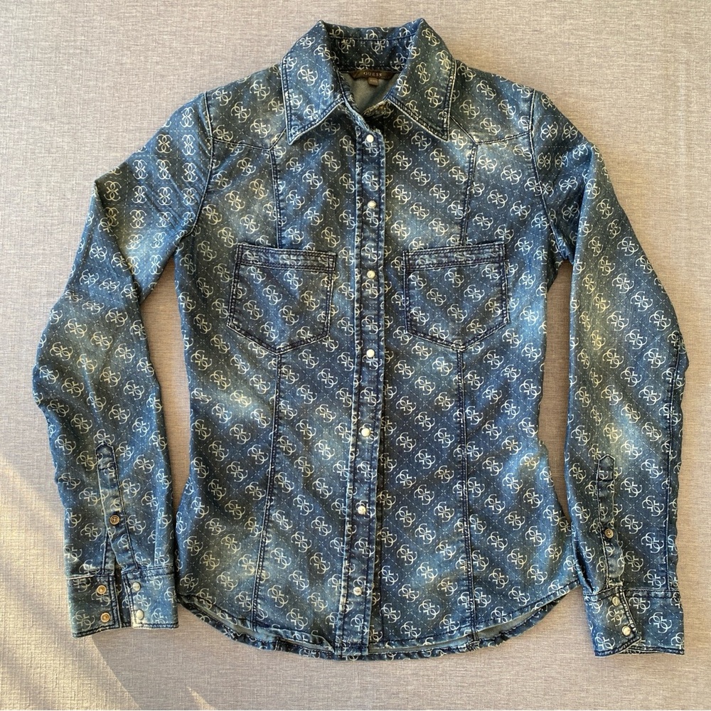 Vintage Guess Y2K Monogram Button-Up Shirt - Size Small - Denim Look - Picture 3 of 14